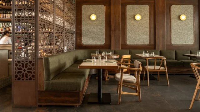 Habitando con muebles Canorá 

@restaurante.demiguel 

📸 @tragaluz____ 

#furniture #furnituredesign #muebles #mobiliario #madera